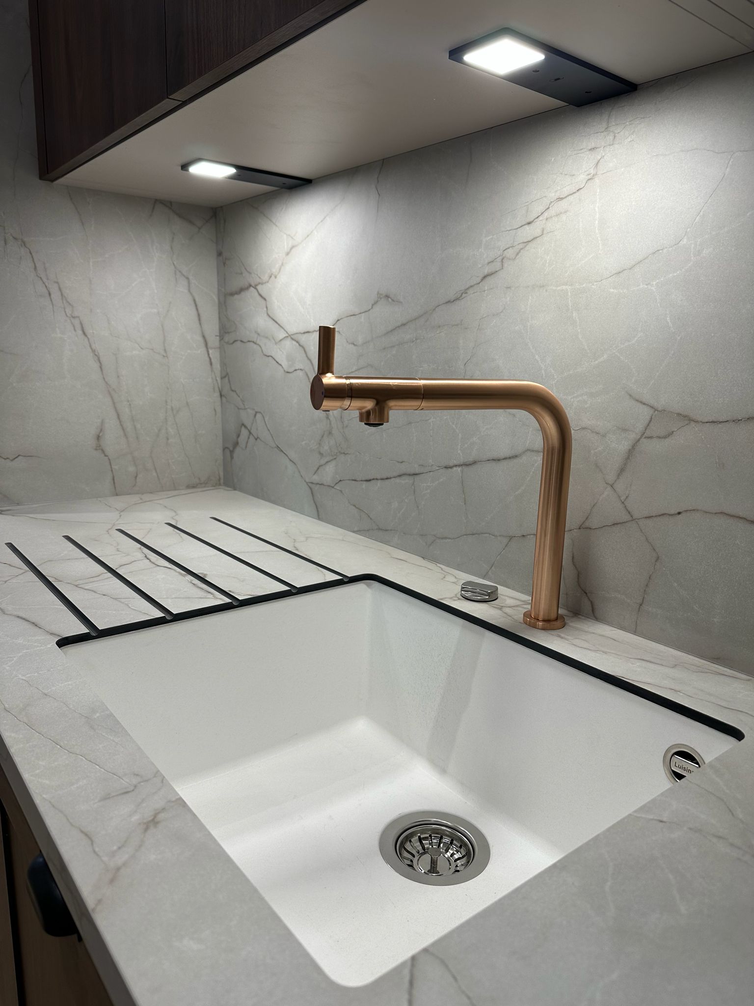 WhatsApp Image 2025-12-16 à 16.05.48_fd467cc3 - Copie